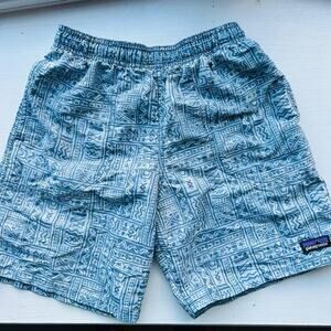 Blue Patagonia boys lined medium shorts EUC